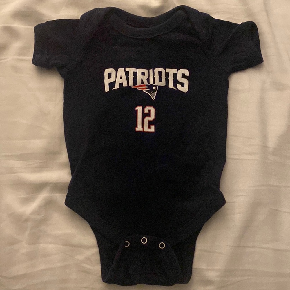 TB12 baby! 6mo unisex patriots short sleeve onesie